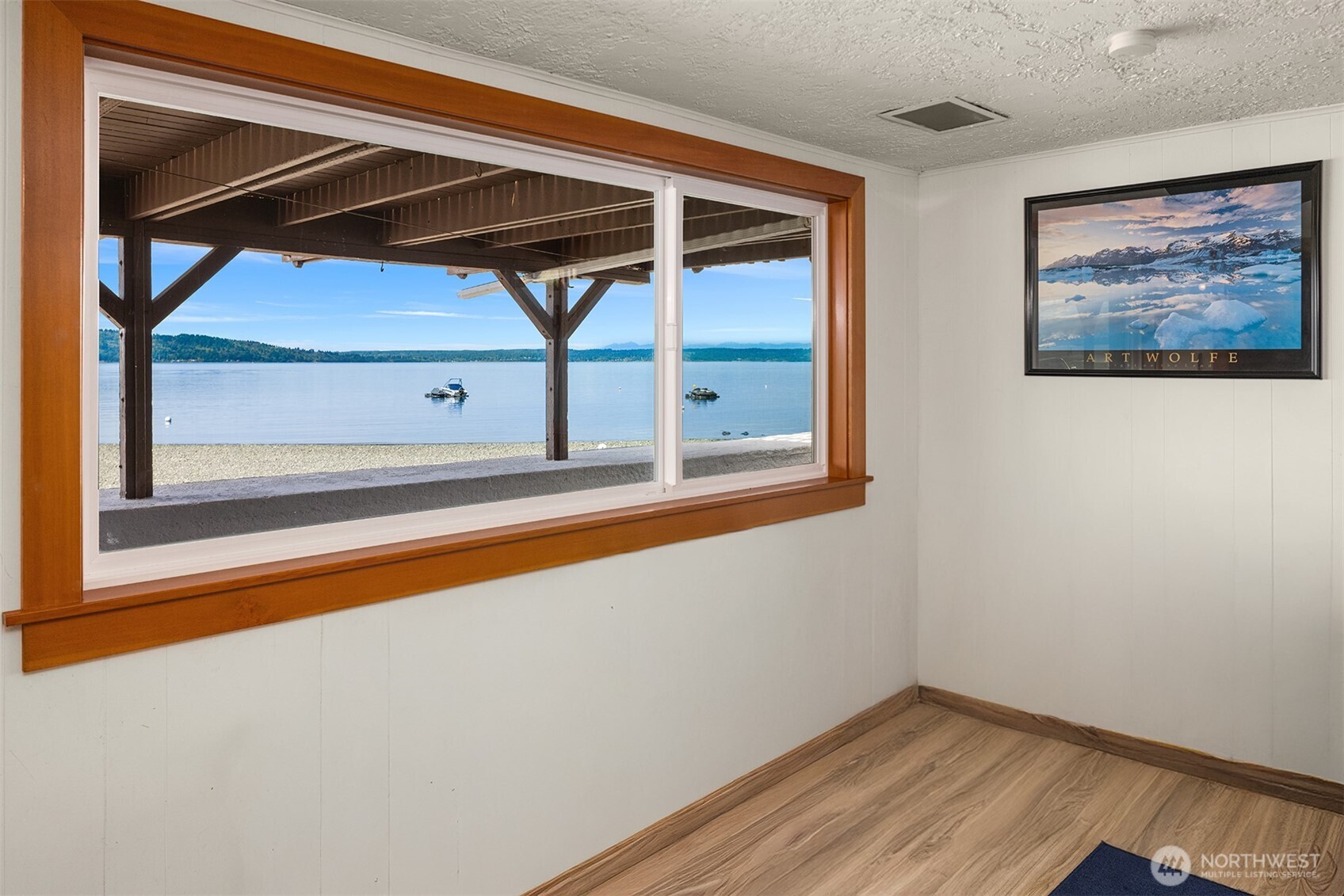 212 S 219th Street , Normandy Park, WA 98198