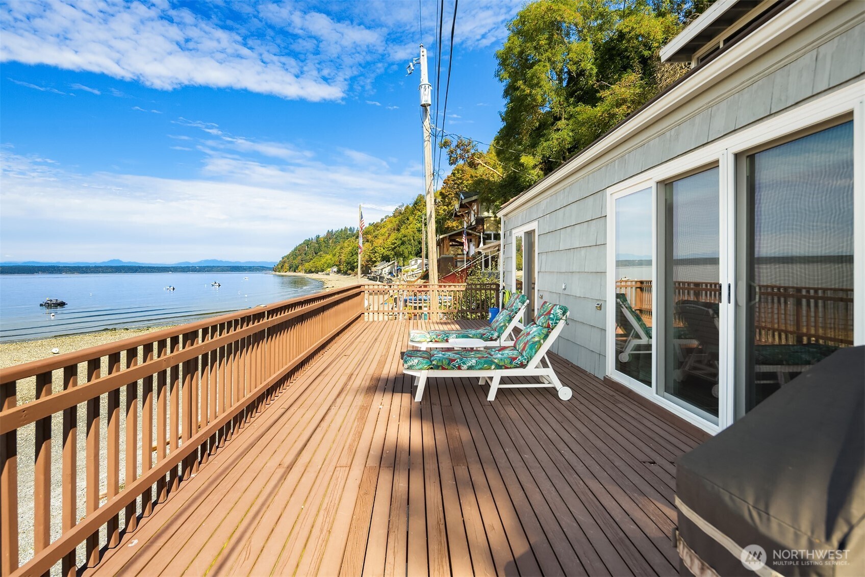 212 S 219th Street , Normandy Park, WA 98198