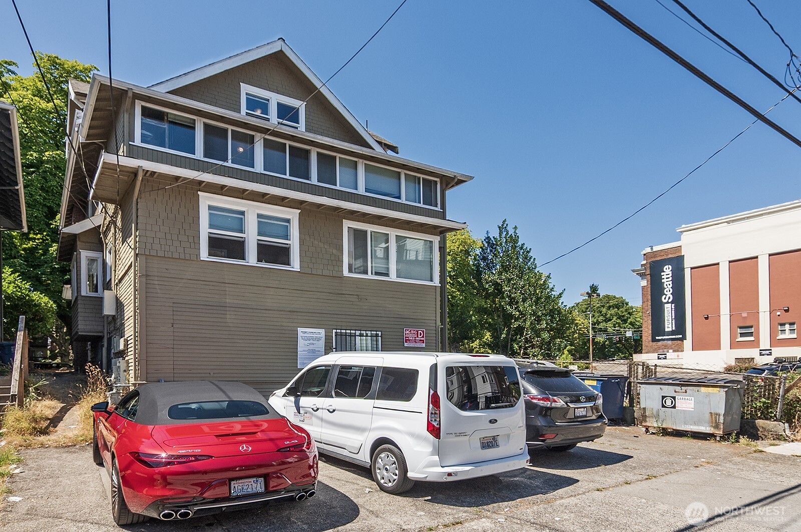 4738 17th Avenue NE, Seattle, WA 98105