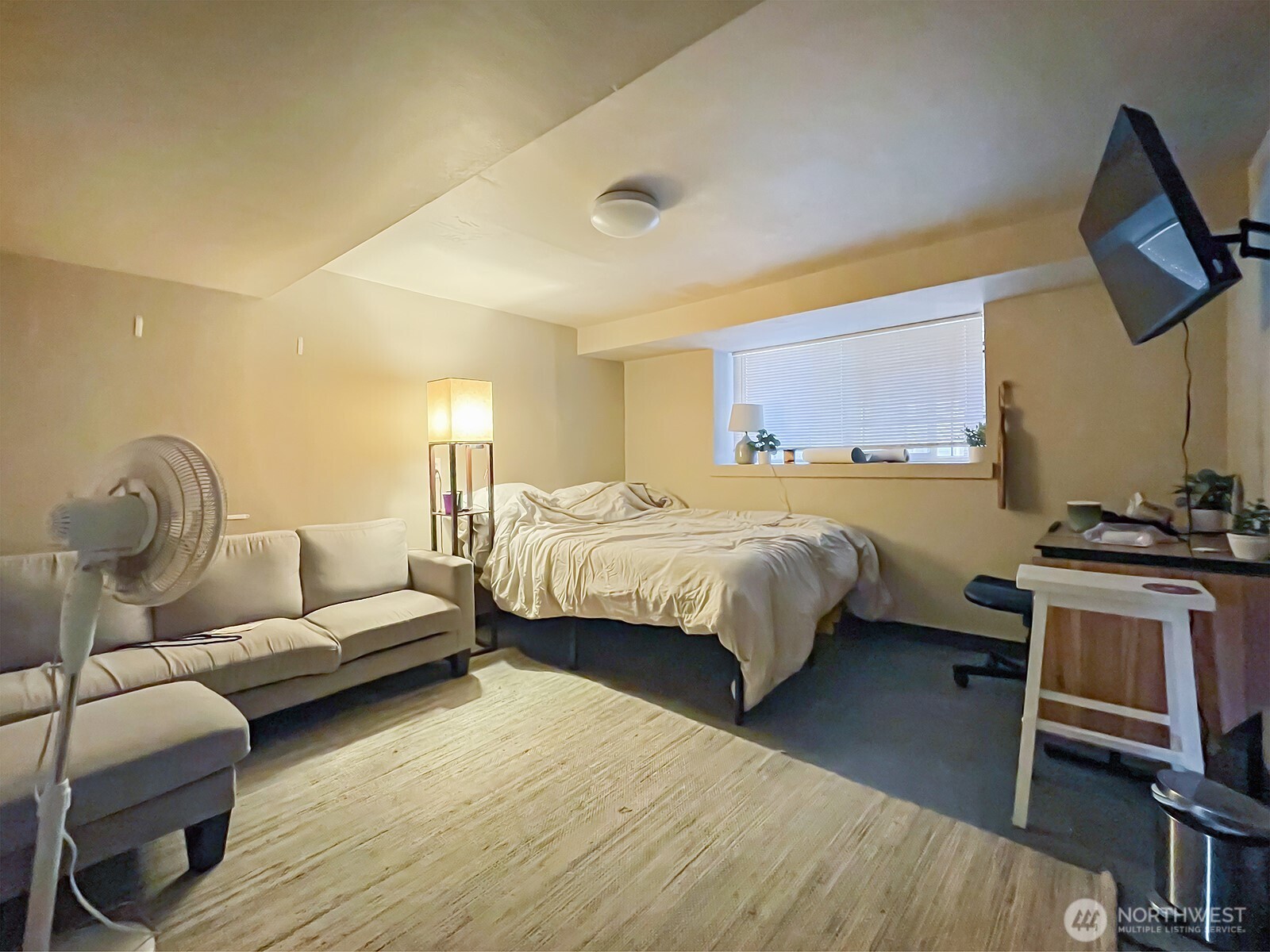 4738 17th Avenue NE, Seattle, WA 98105