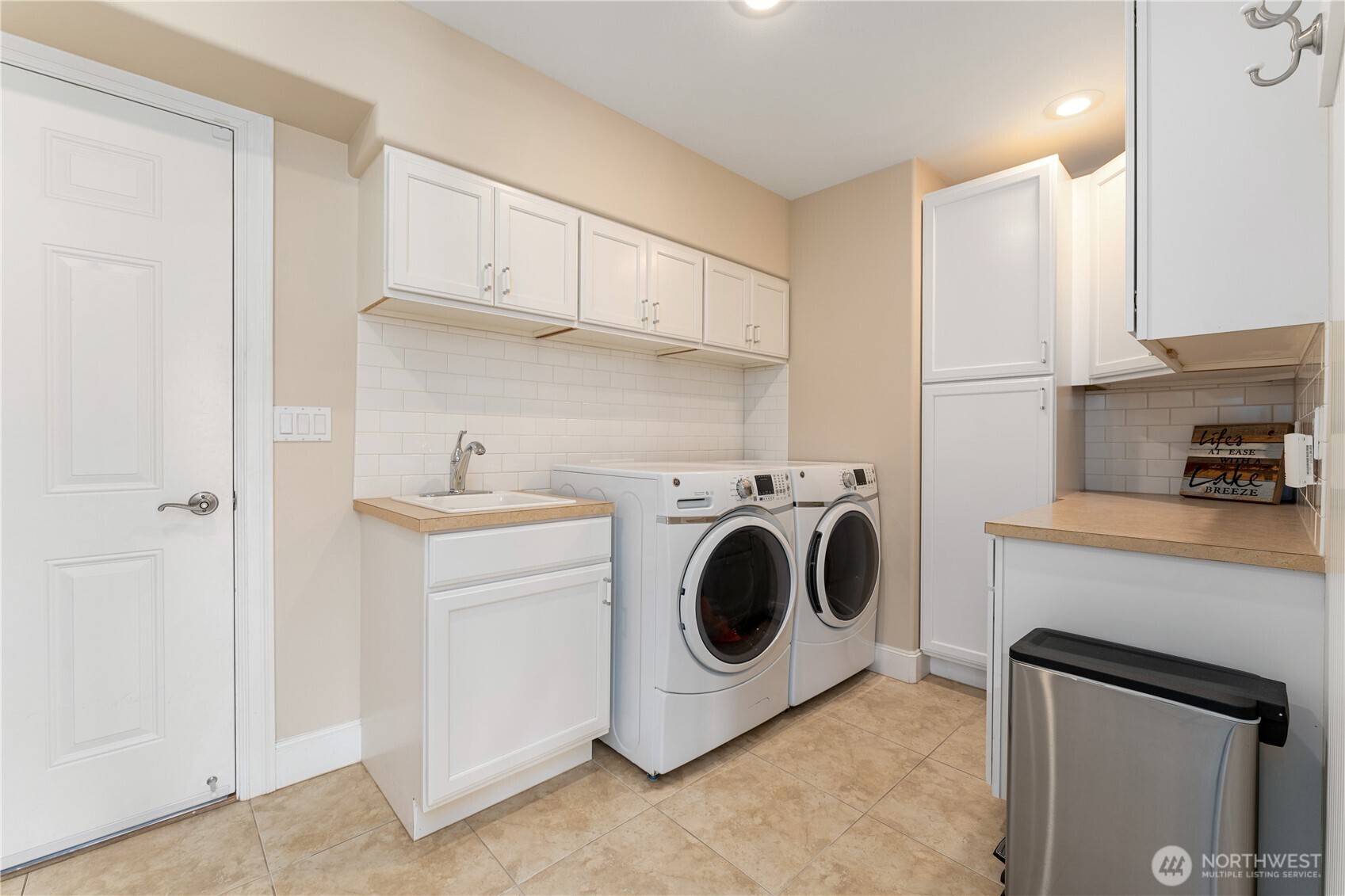 60 Wall Street , Manson, WA 98831