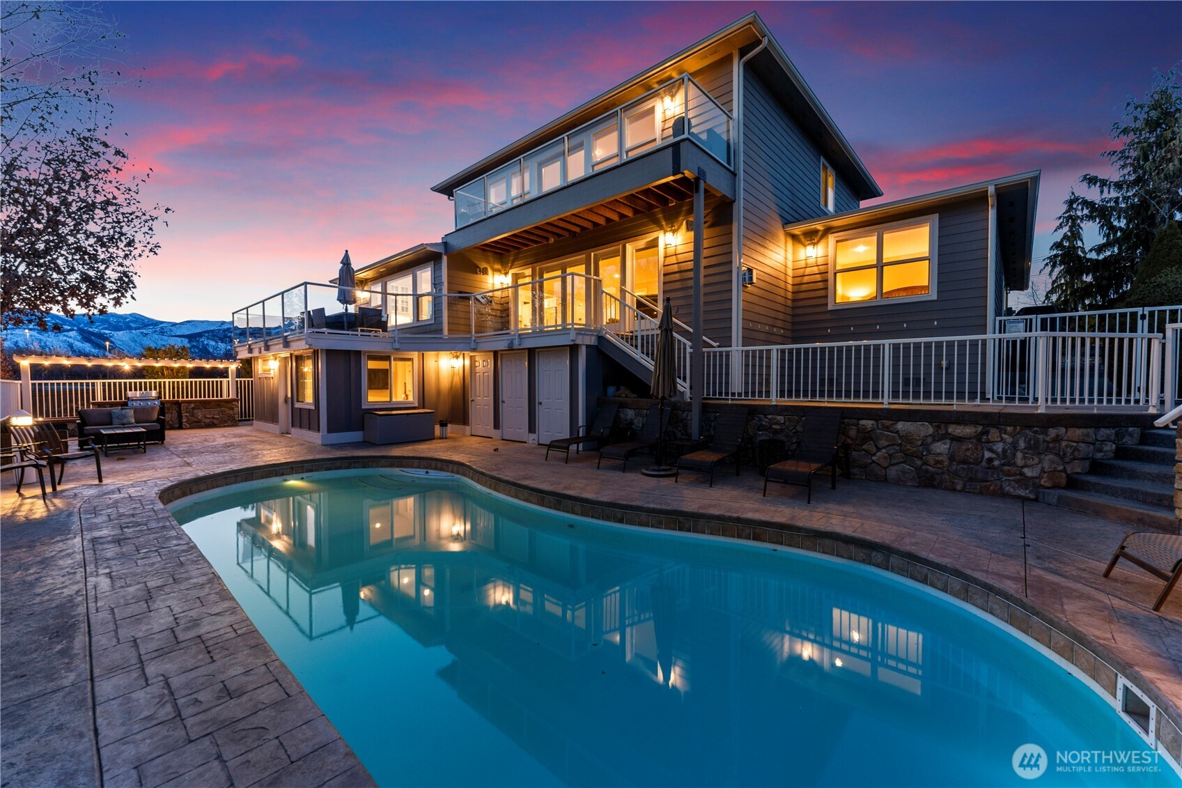 60 Wall Street , Manson, WA 98831