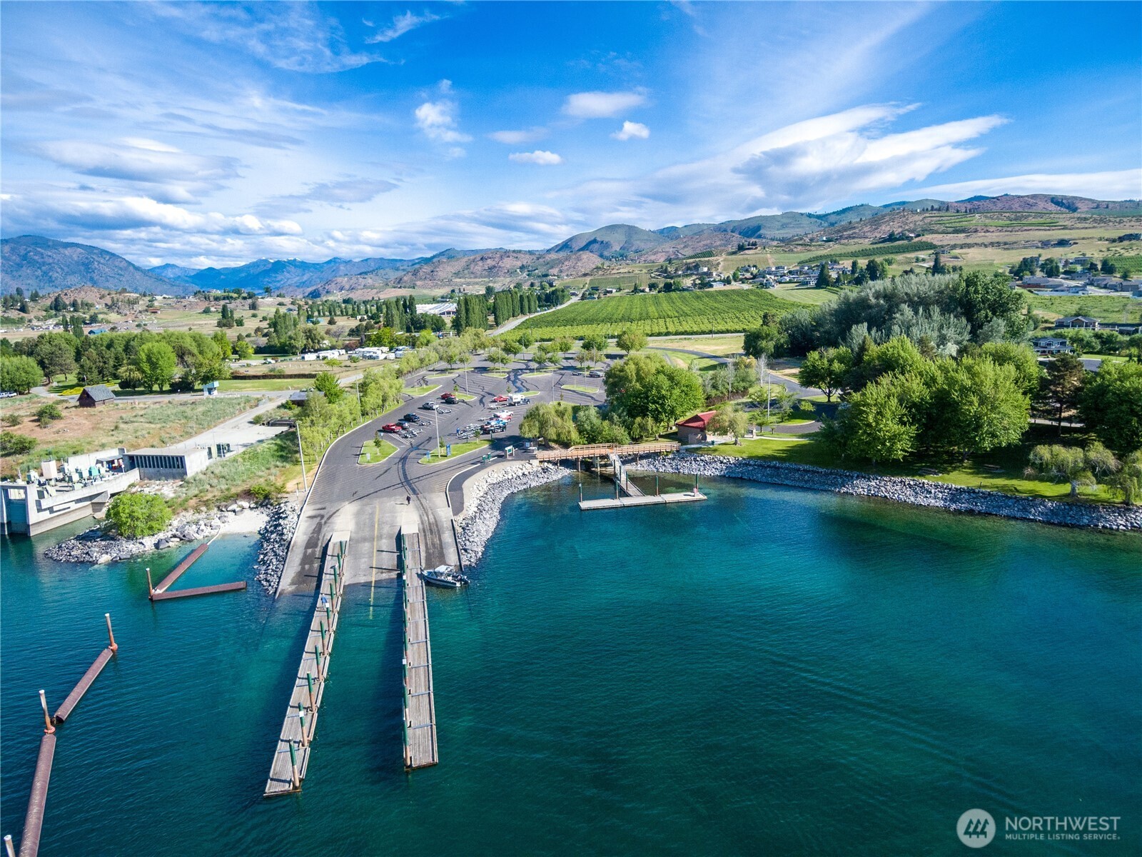 60 Wall Street , Manson, WA 98831