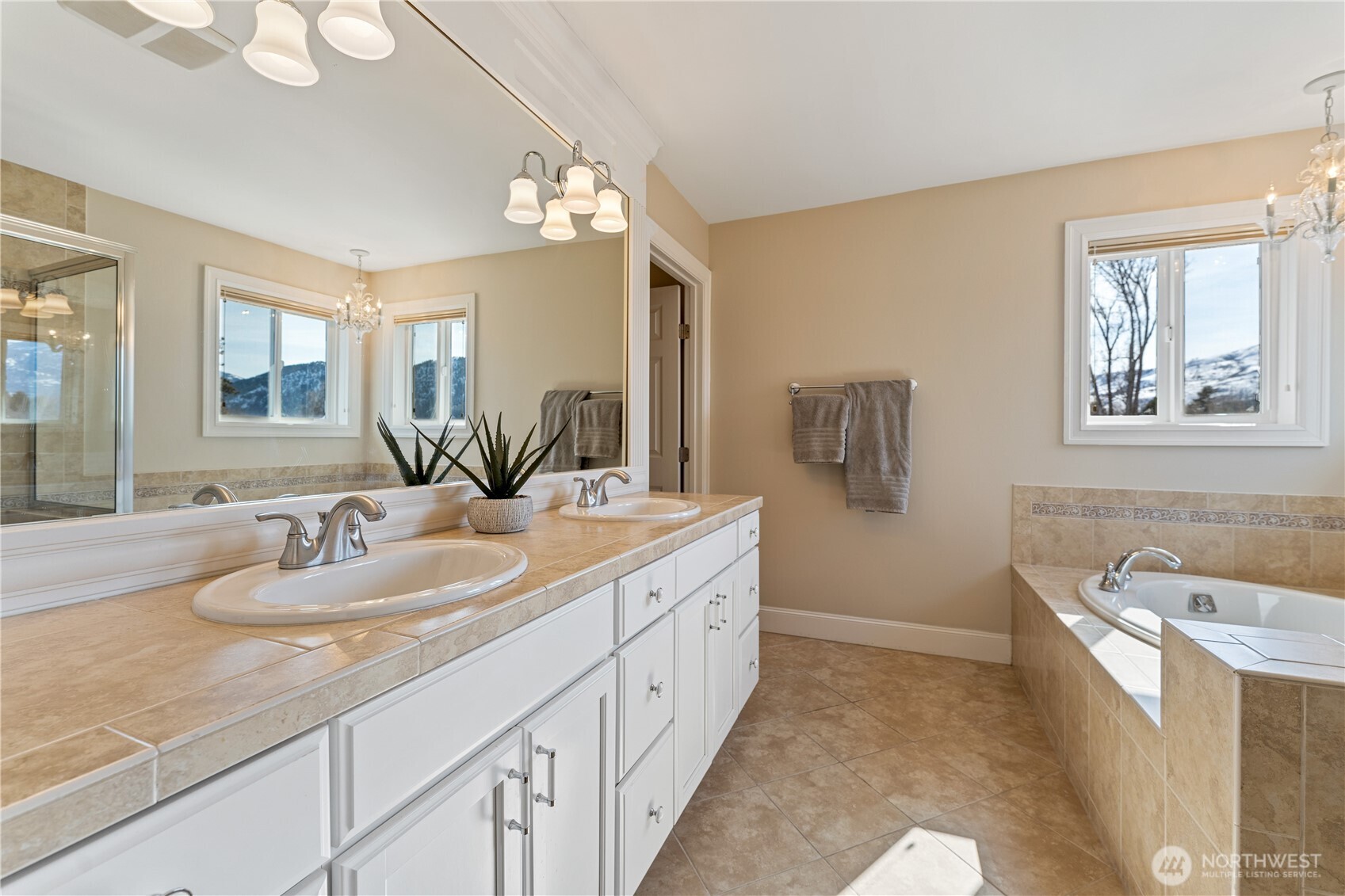 60 Wall Street , Manson, WA 98831