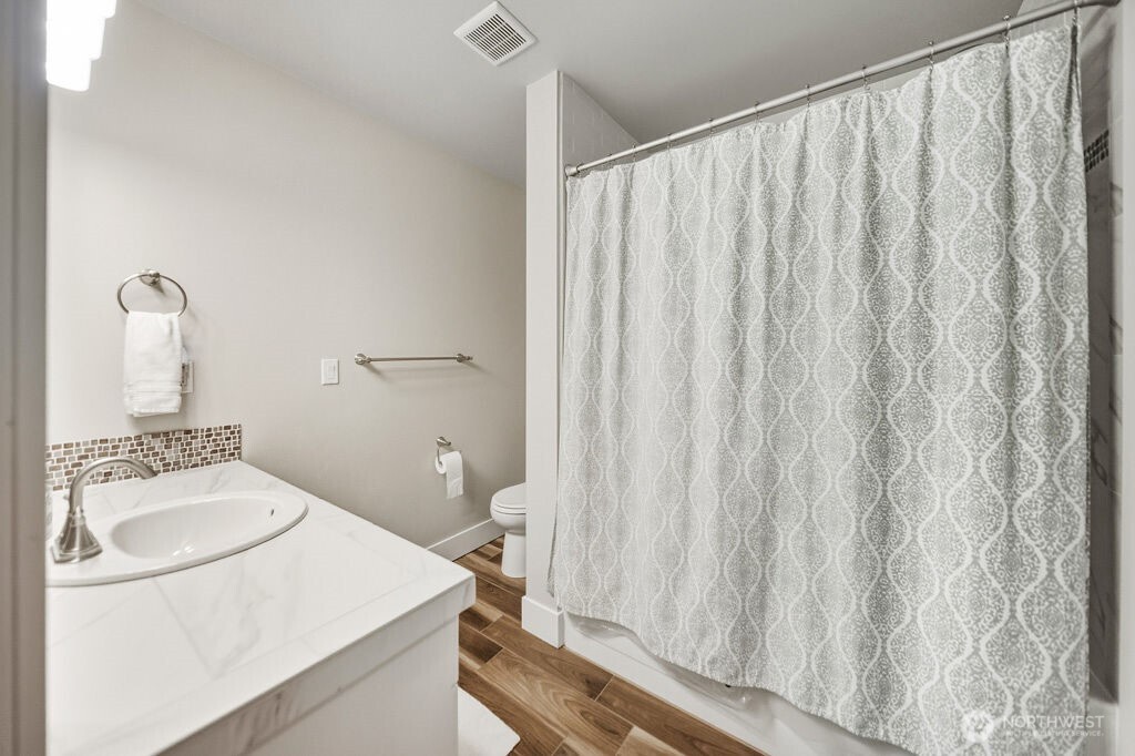 5908 63rd Avenue Ct NW, Gig Harbor, WA 98335