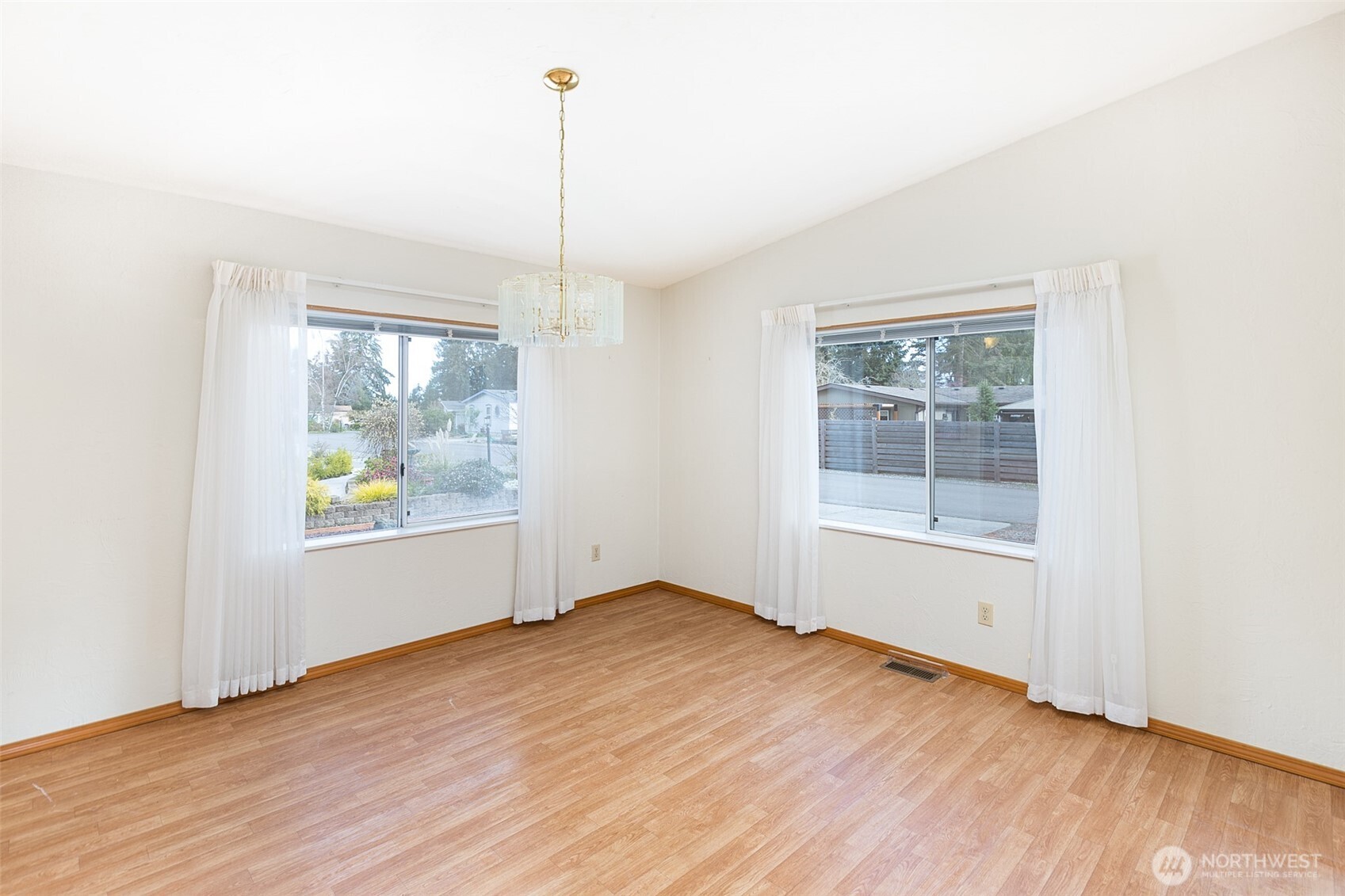 200 Fircrest Drive , Sequim, WA 98382