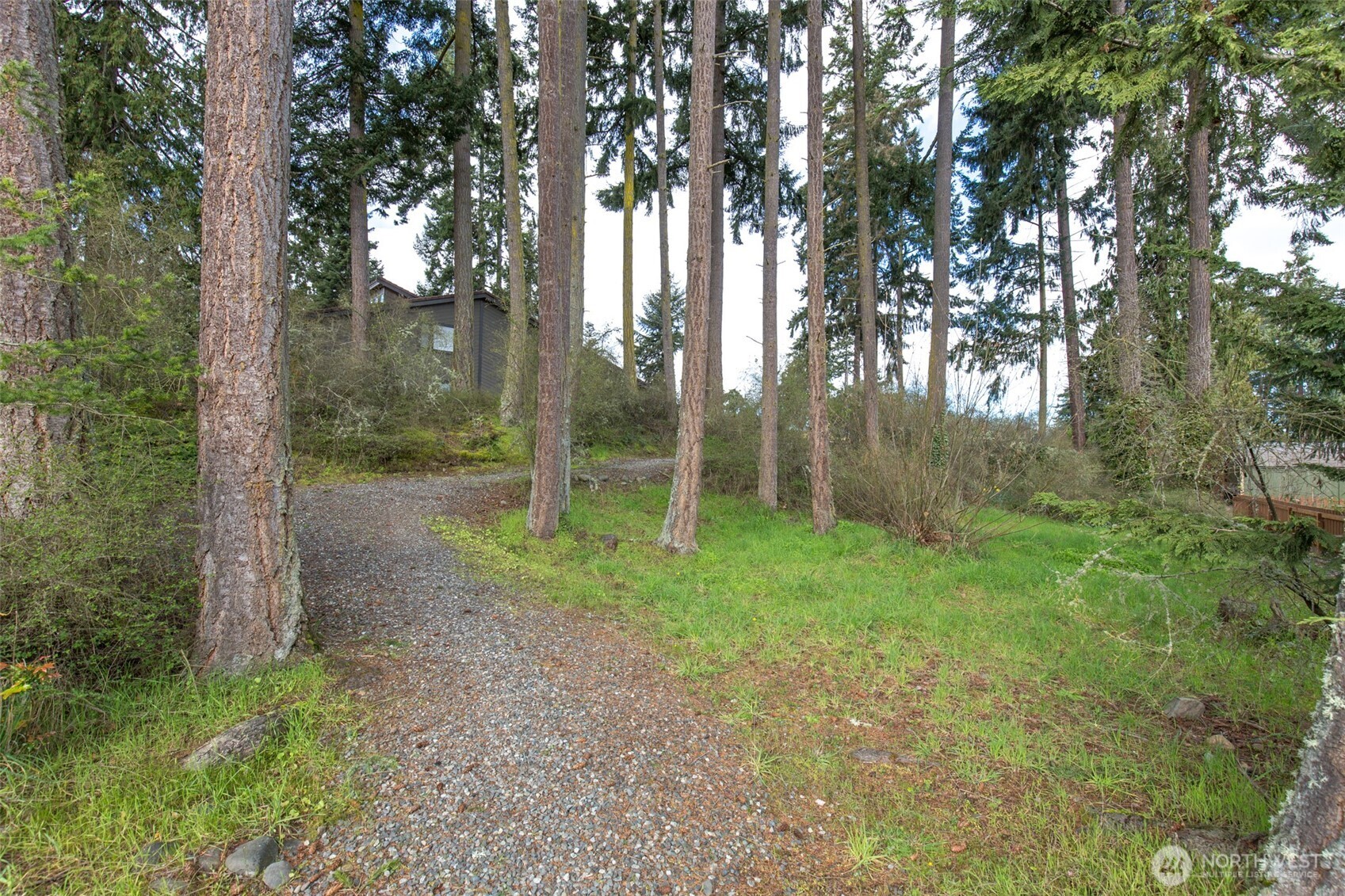 200 Fircrest Drive , Sequim, WA 98382