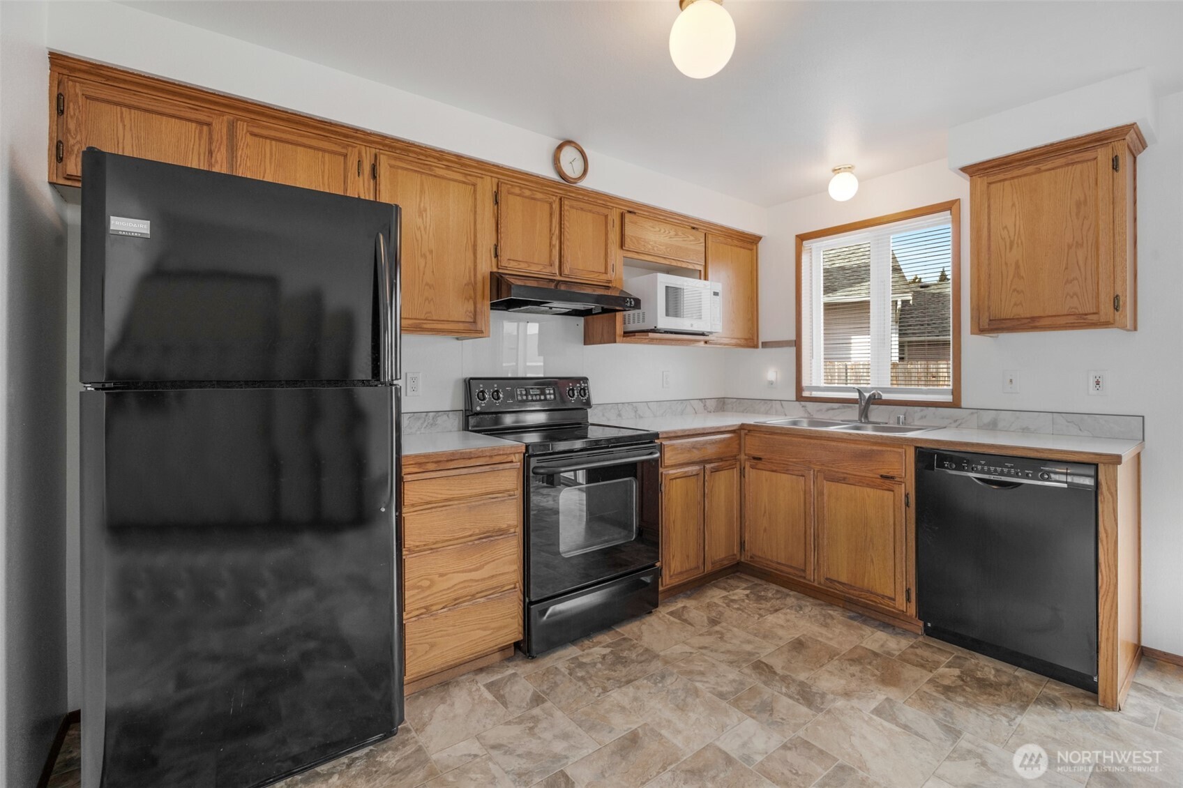 27203 Church Creek Loop NW , Stanwood, WA 98292