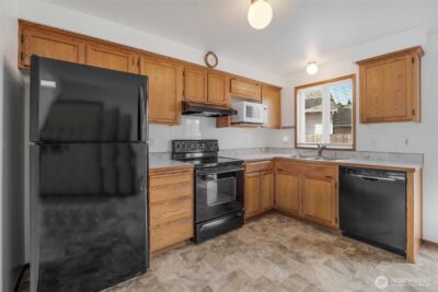 27203 Church Creek Loop NW , Stanwood, WA 98292 - Photo 8