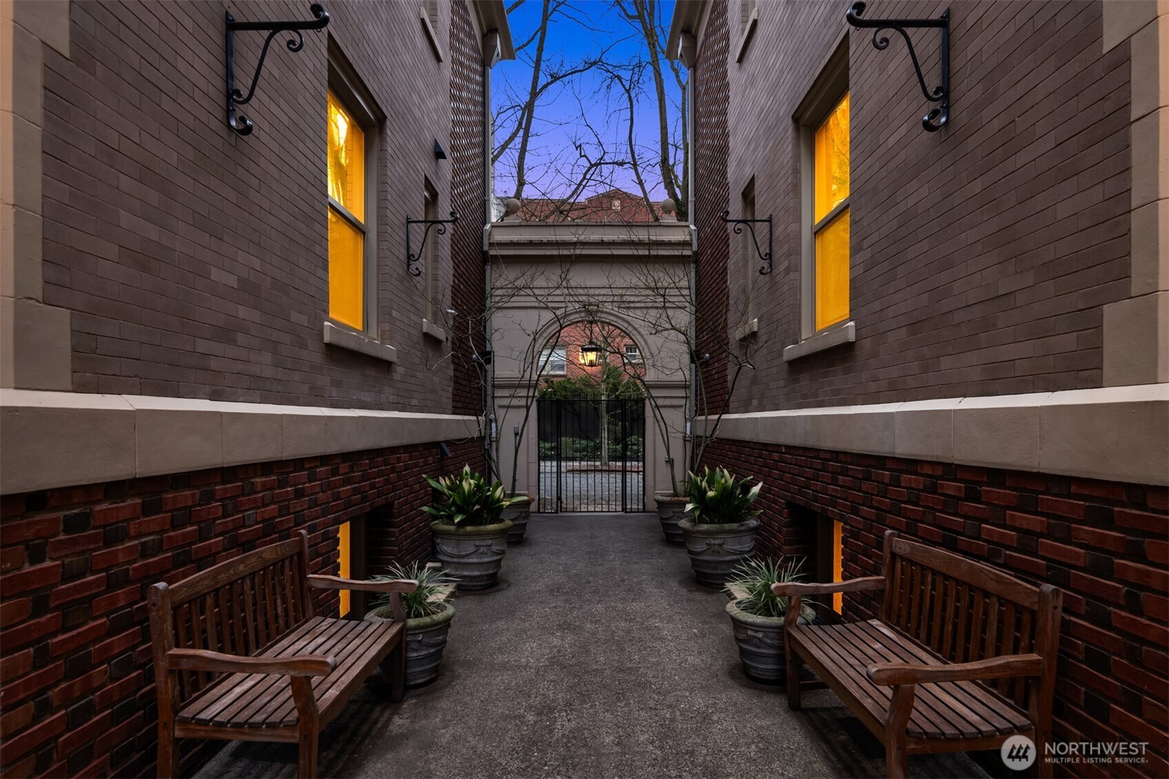 129 Warren Avenue N #G, Seattle, WA 98109