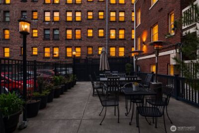 129 Warren Avenue N #G, Seattle, WA 98109 - Photo 17