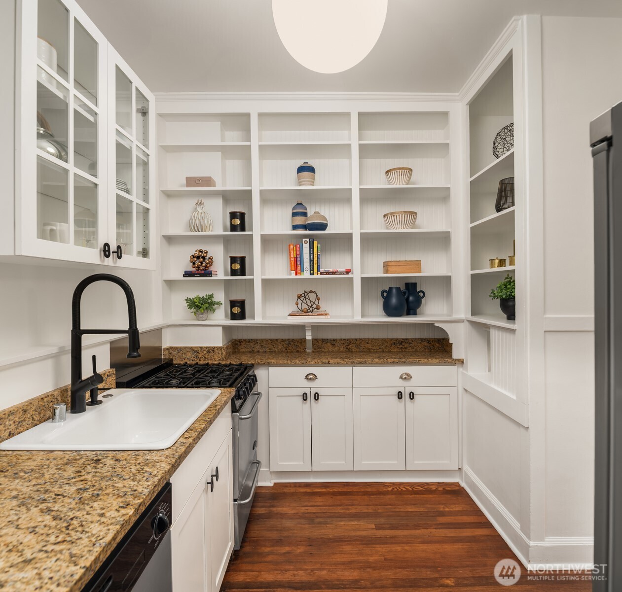 129 Warren Avenue N #G, Seattle, WA 98109