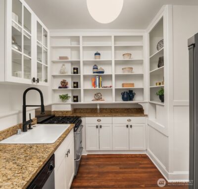 129 Warren Avenue N #G, Seattle, WA 98109 - Photo 8