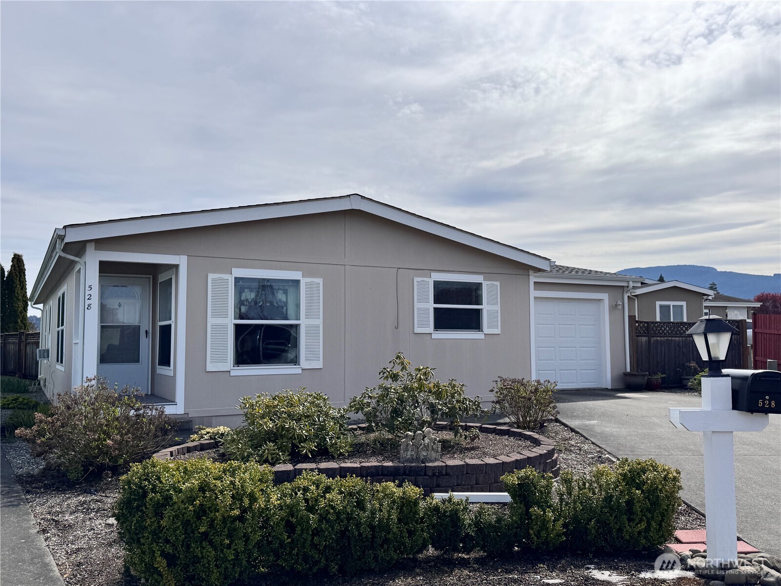 528 N 7th Avenue , Sequim, WA 98382