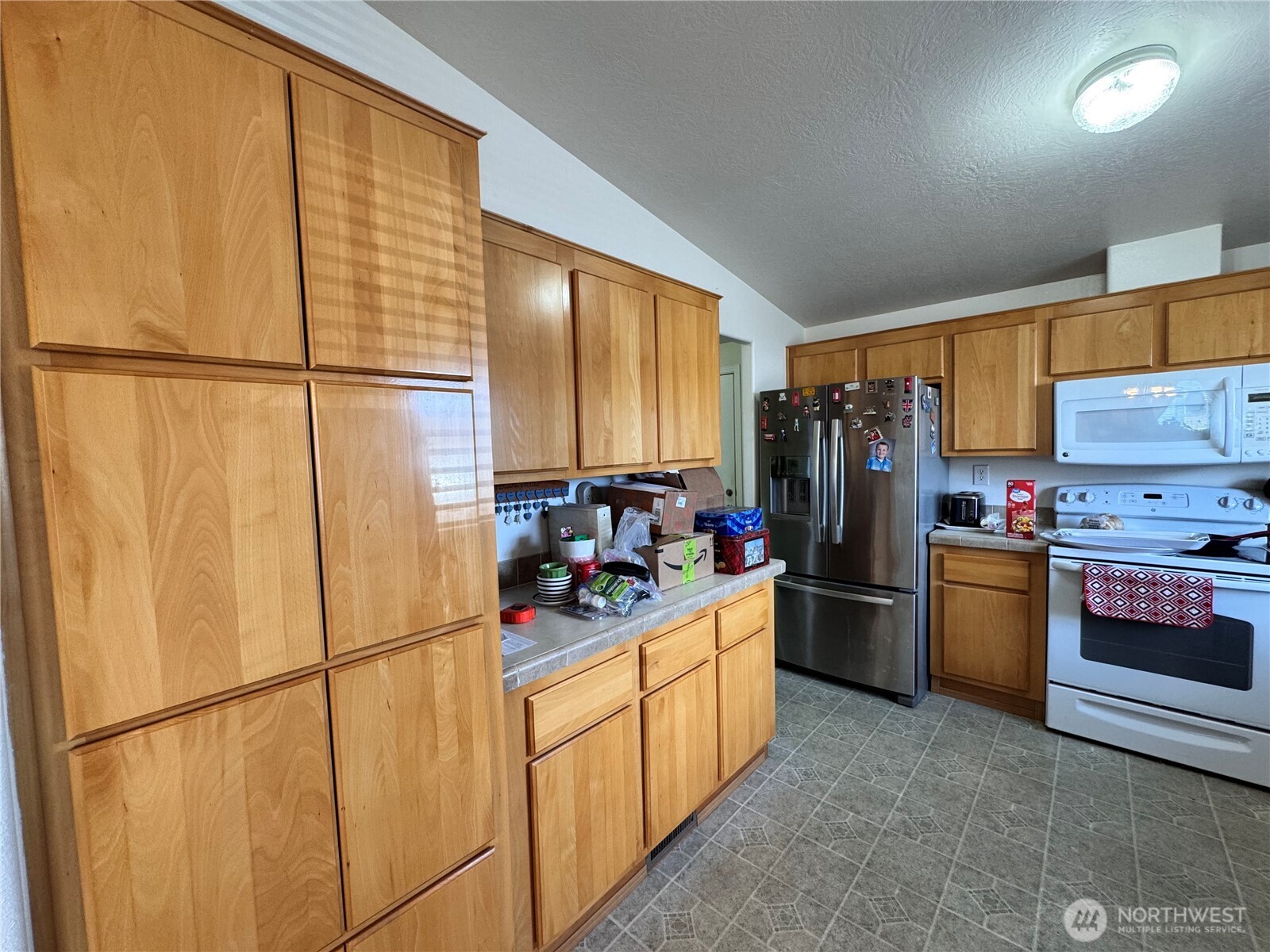 528 N 7th Avenue , Sequim, WA 98382