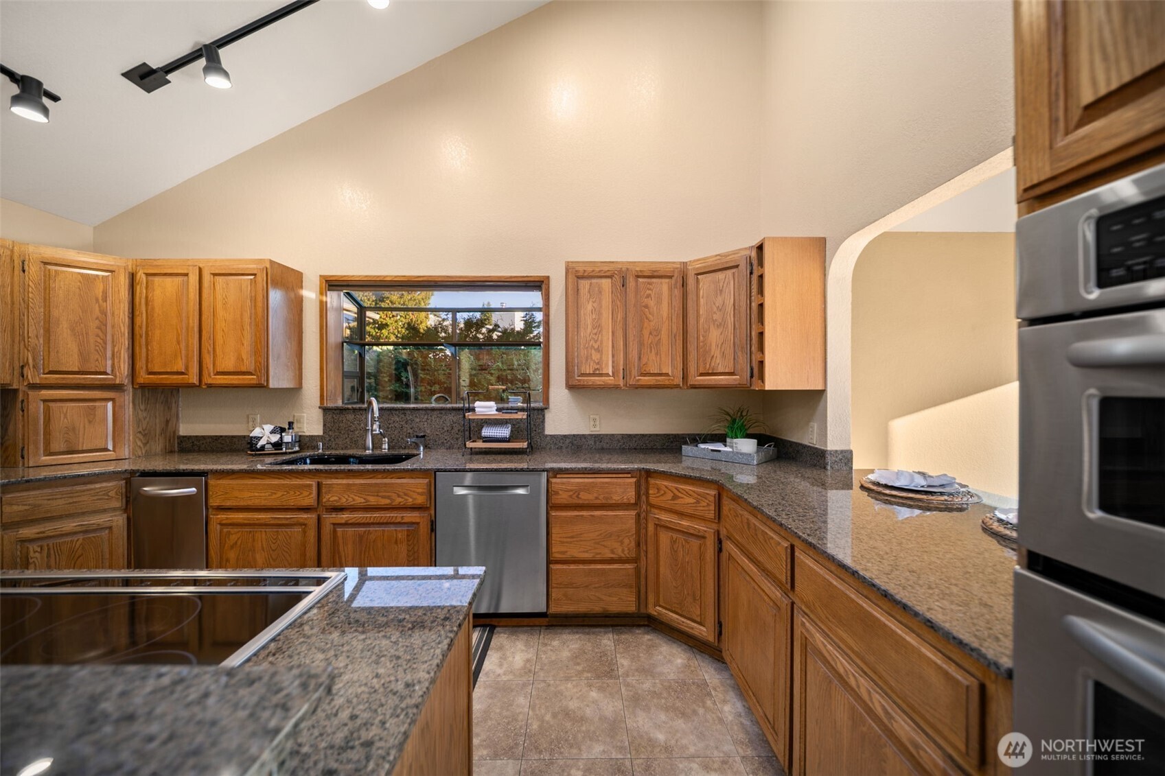 606 Ski View Drive , East Wenatchee, WA 98802