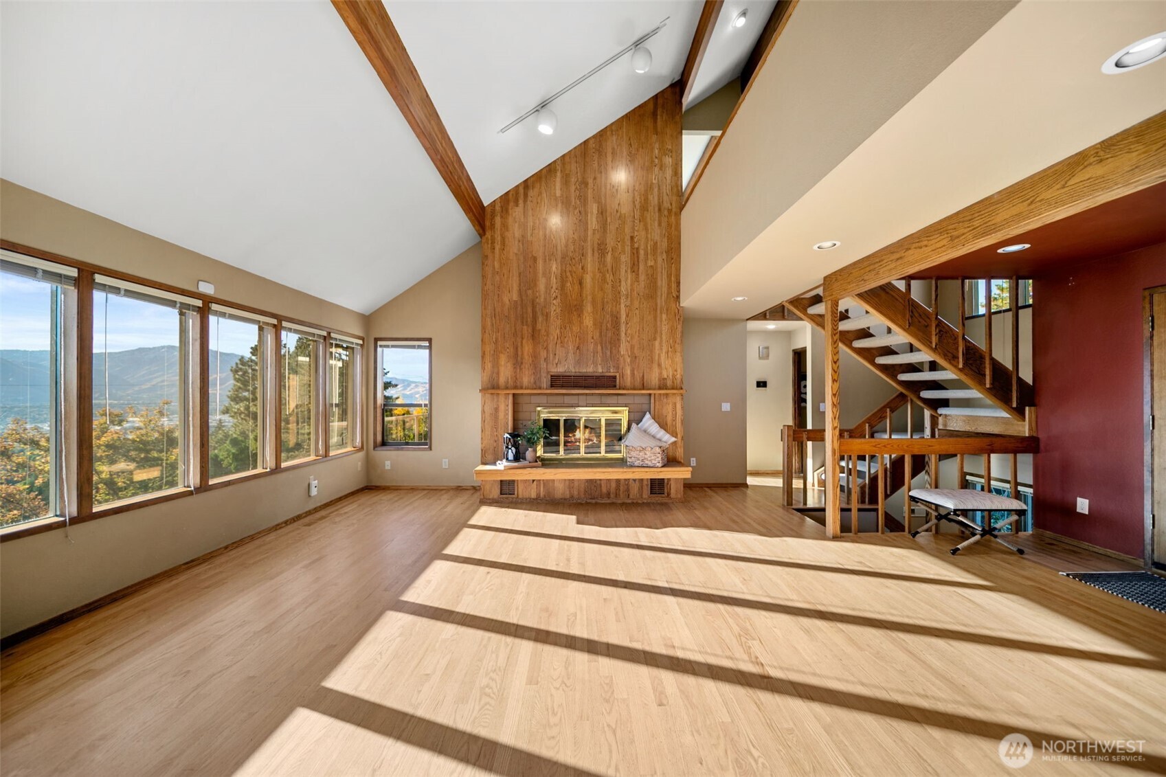 606 Ski View Drive , East Wenatchee, WA 98802