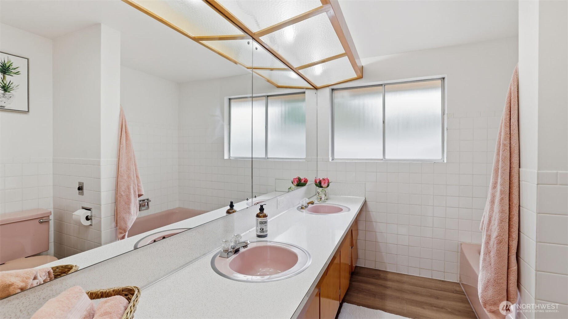 31430 W Lake Morton Drive SE, Kent, WA 98042