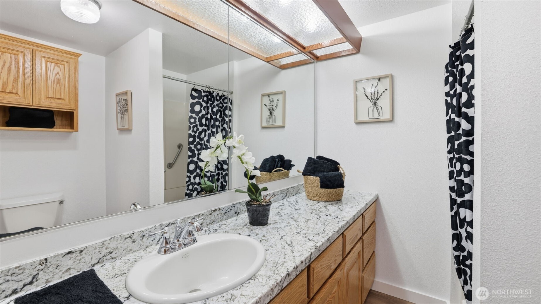 31430 W Lake Morton Drive SE, Kent, WA 98042