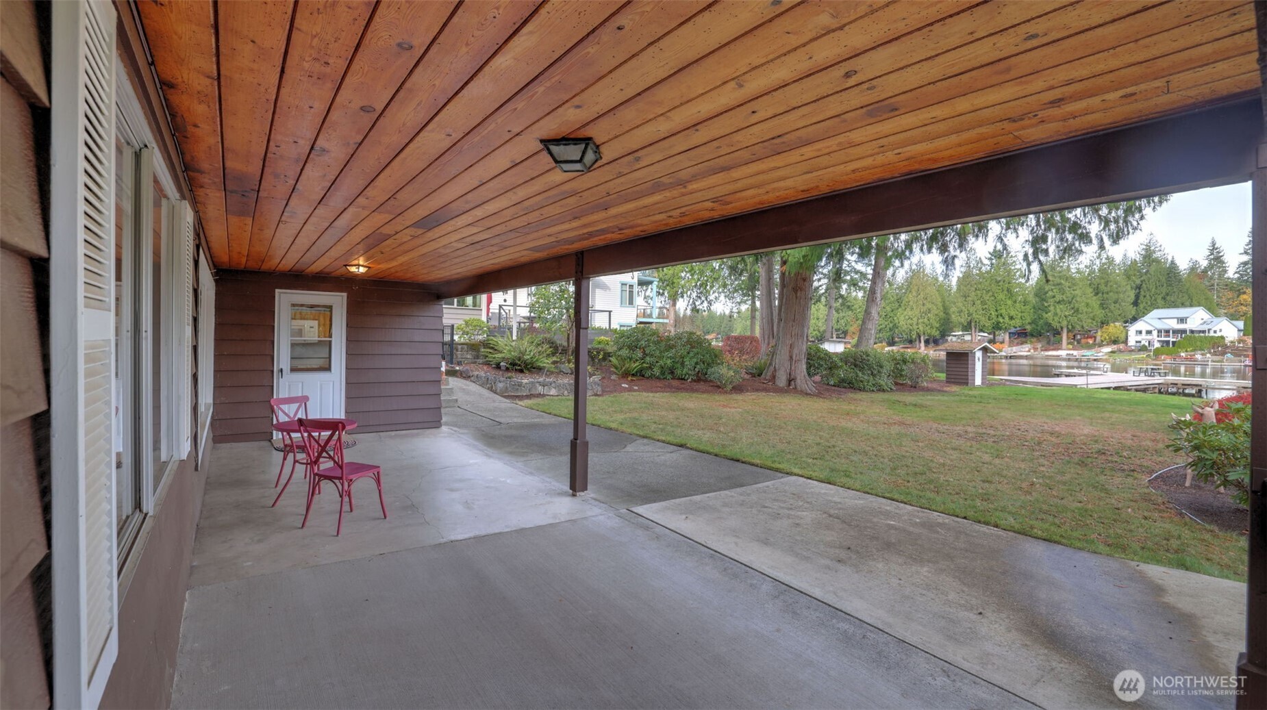 31430 W Lake Morton Drive SE, Kent, WA 98042