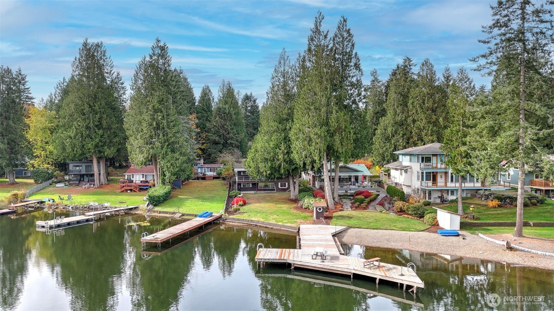 31430 W Lake Morton Drive SE, Kent, WA 98042