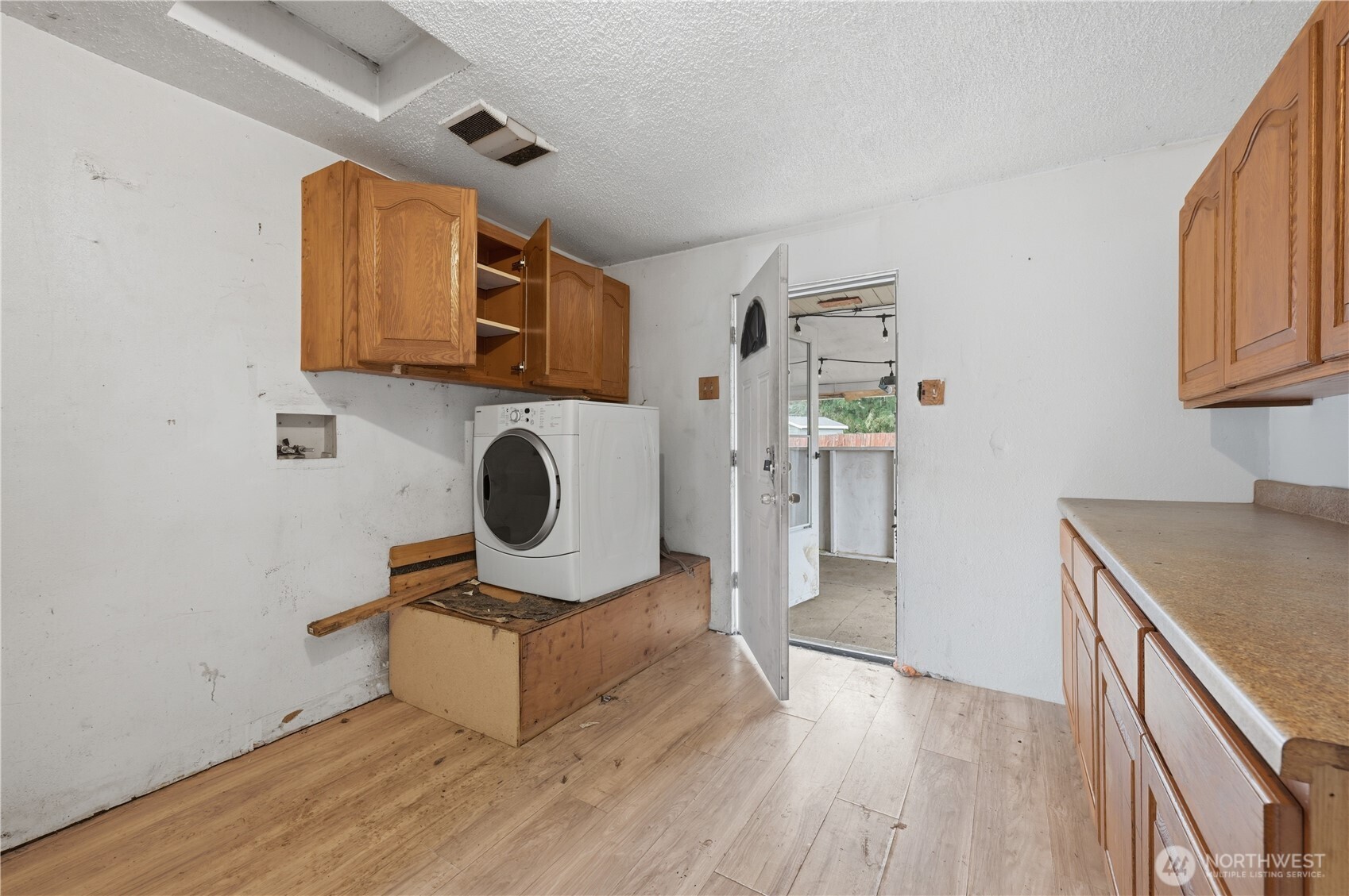 11630 Center Road , Everett, WA 98204