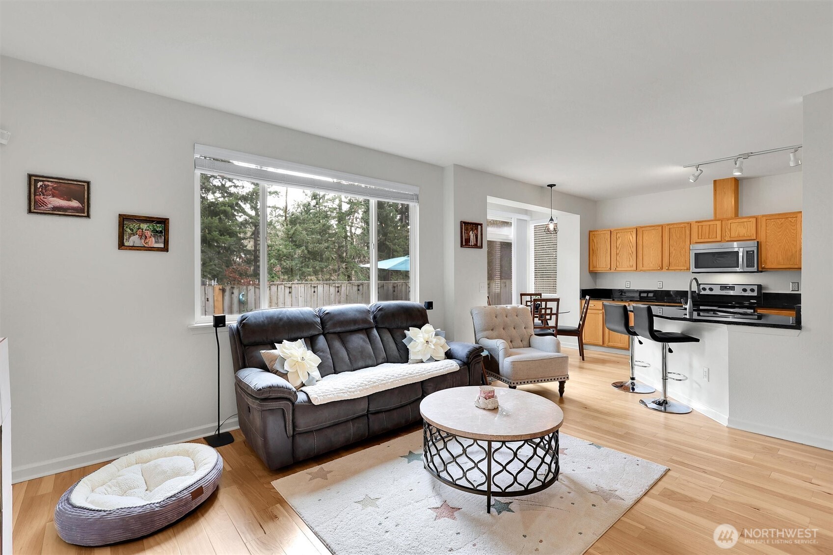 6733 Steamer Drive SE, Lacey, WA 98513