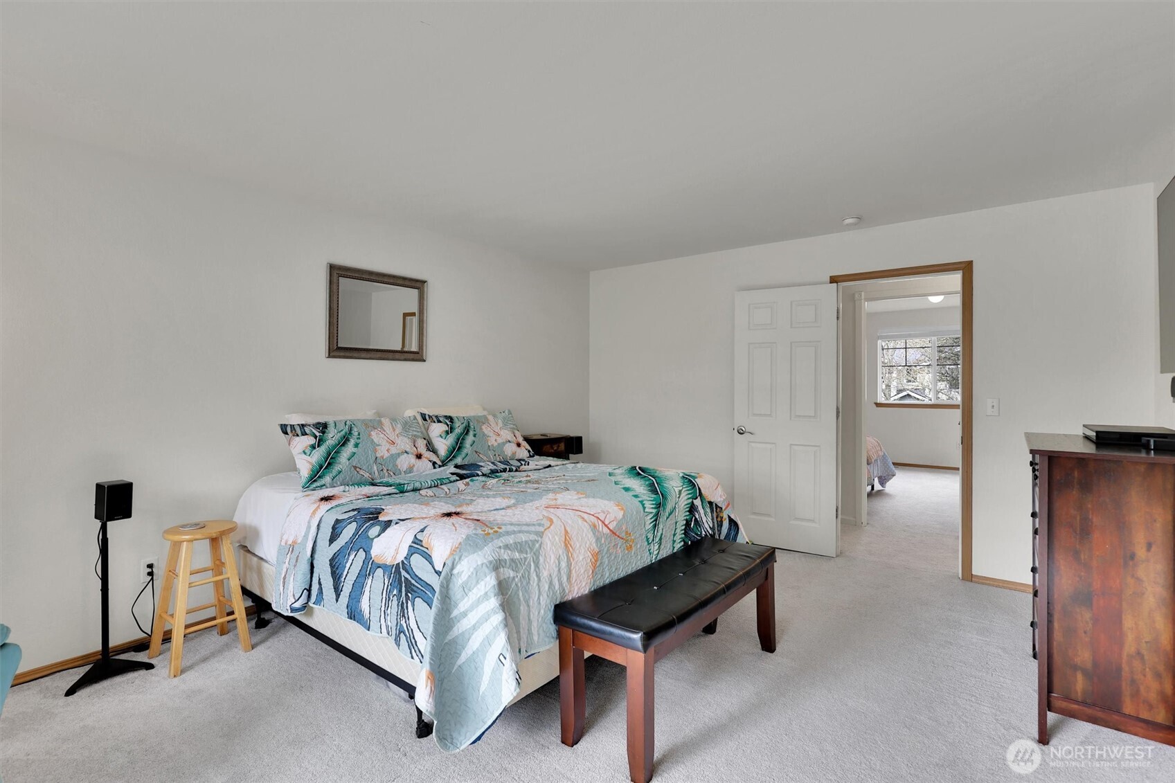 6733 Steamer Drive SE, Lacey, WA 98513