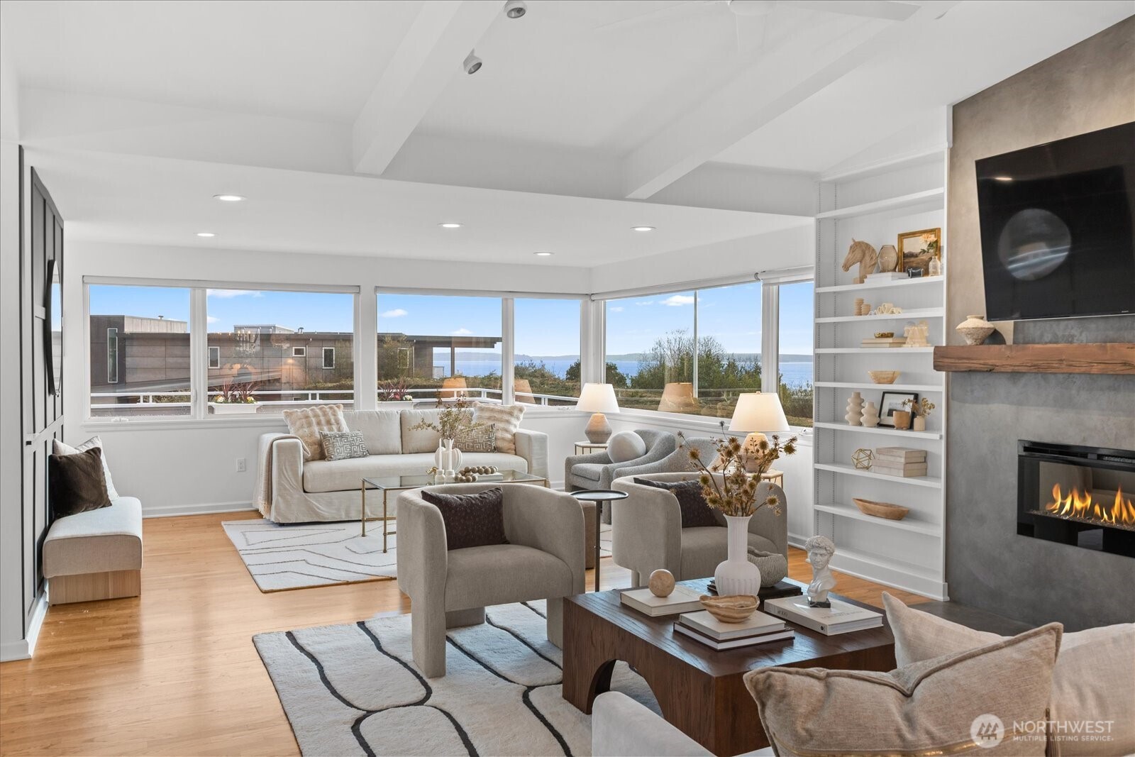 1400 Magnolia Boulevard W, Seattle, WA 98199