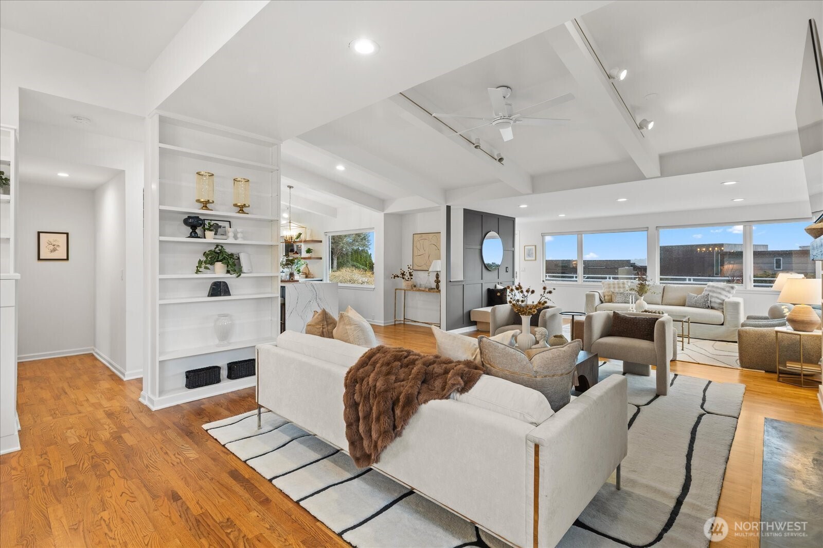 1400 Magnolia Boulevard W, Seattle, WA 98199