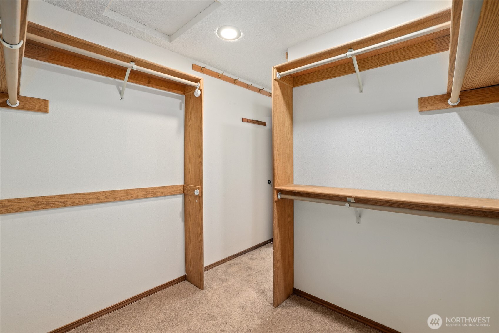 2201 33rd Avenue SE, Puyallup, WA 98374