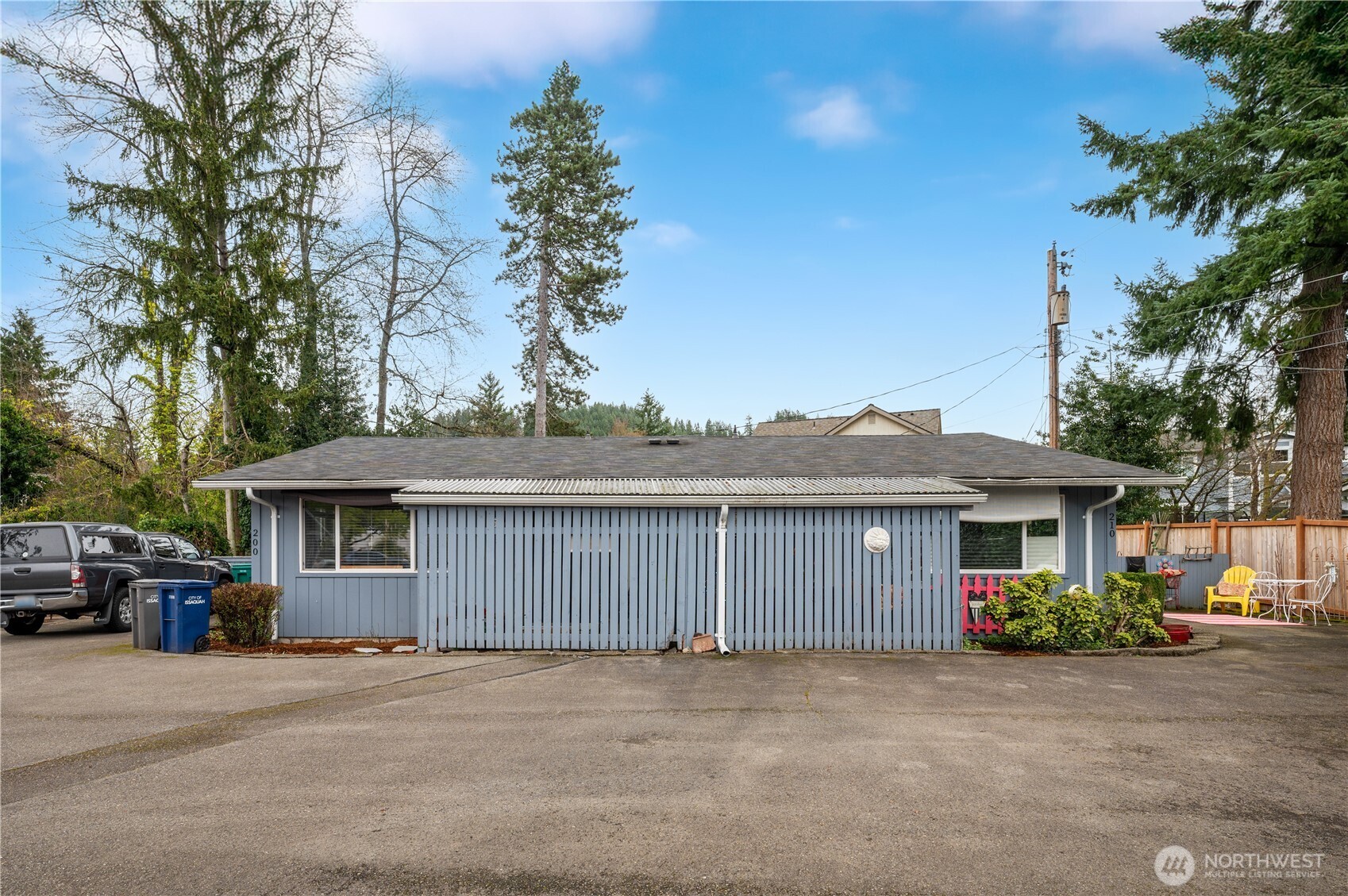 200 210 Rainier Boulevard N, Issaquah, WA 98027