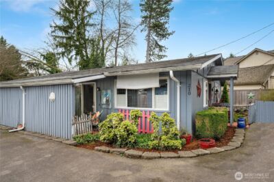 200 210 Rainier Boulevard N, Issaquah, WA 98027 - Photo 3