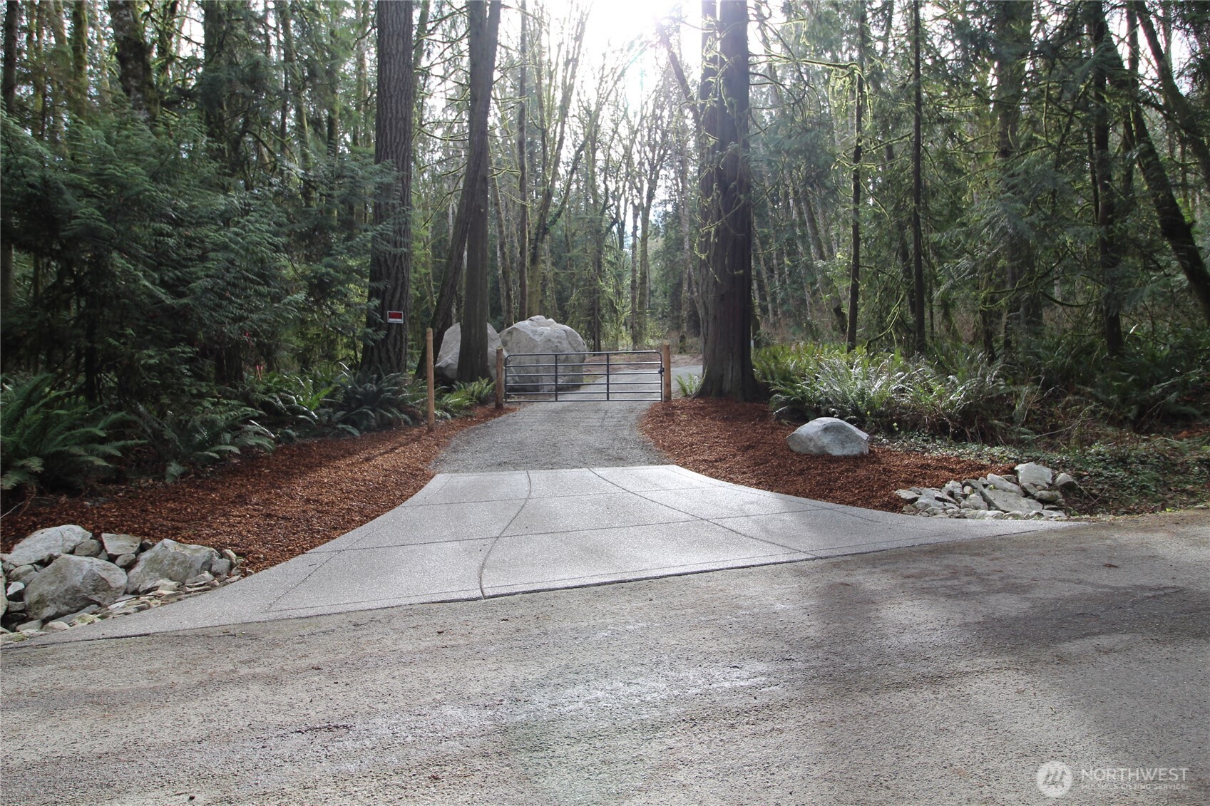 6509 NE Sid Price Road , Poulsbo, WA 98370