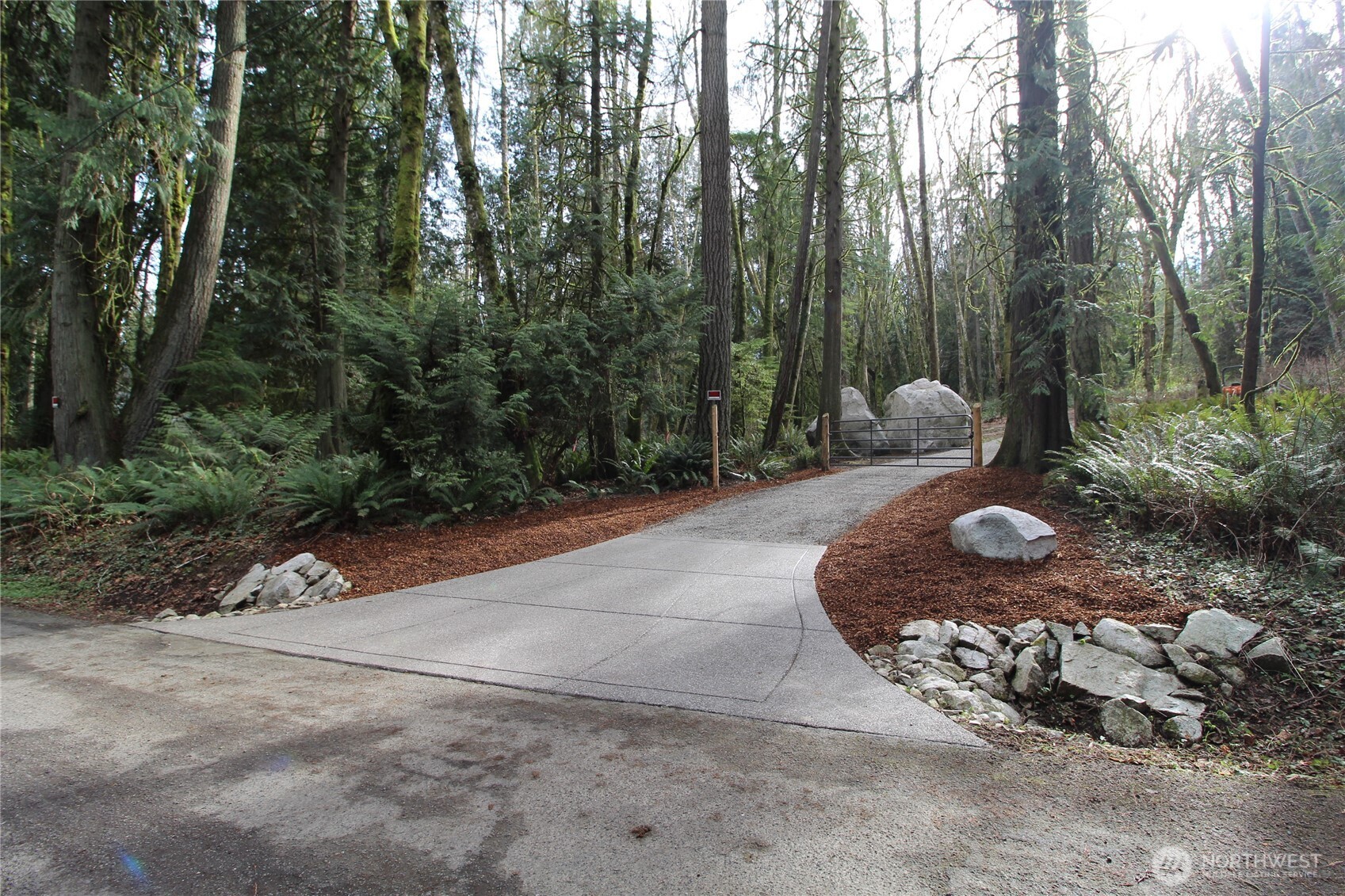 6509 NE Sid Price Road , Poulsbo, WA 98370