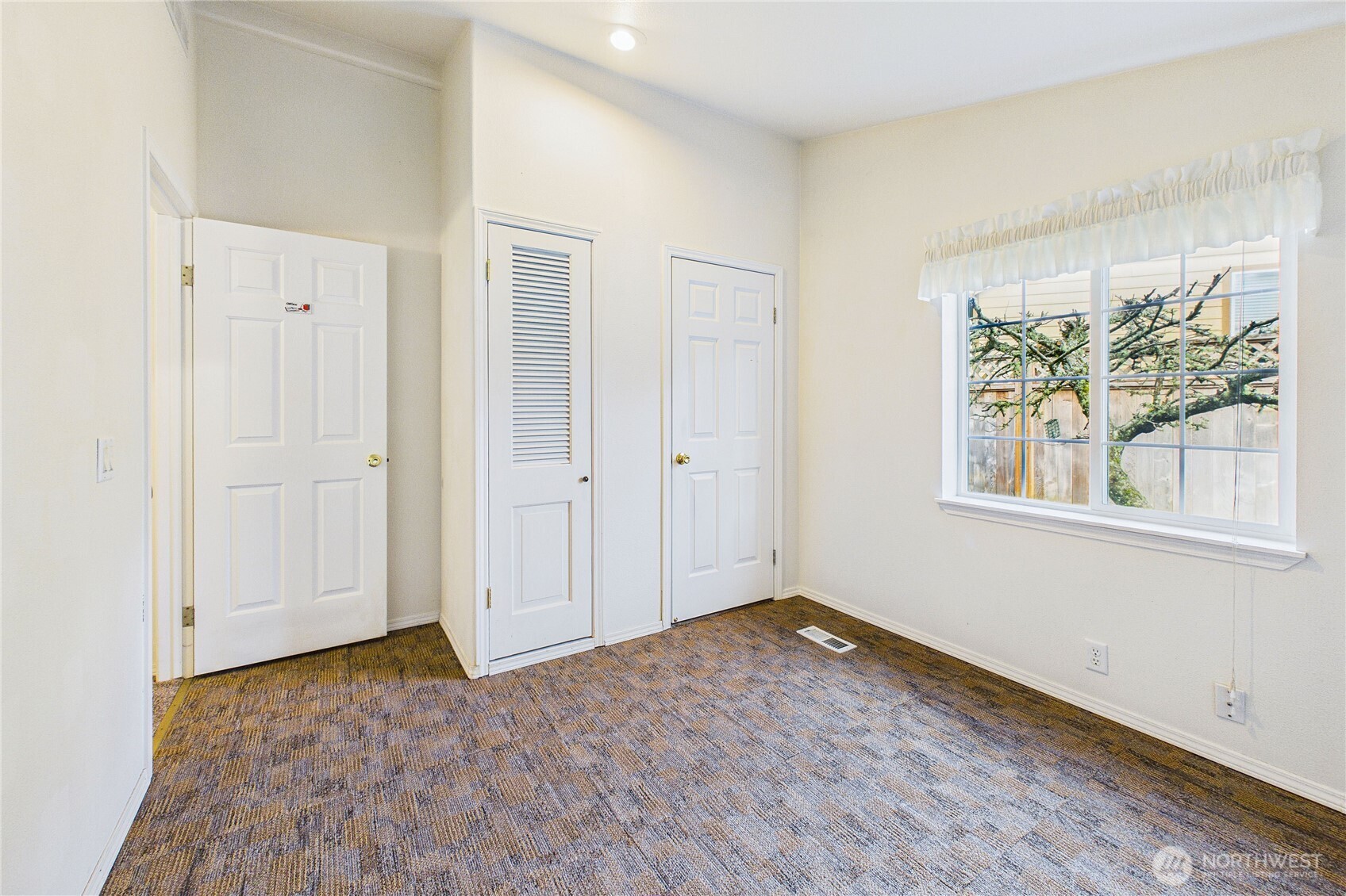 2624 Highland Loop , Port Townsend, WA 98368