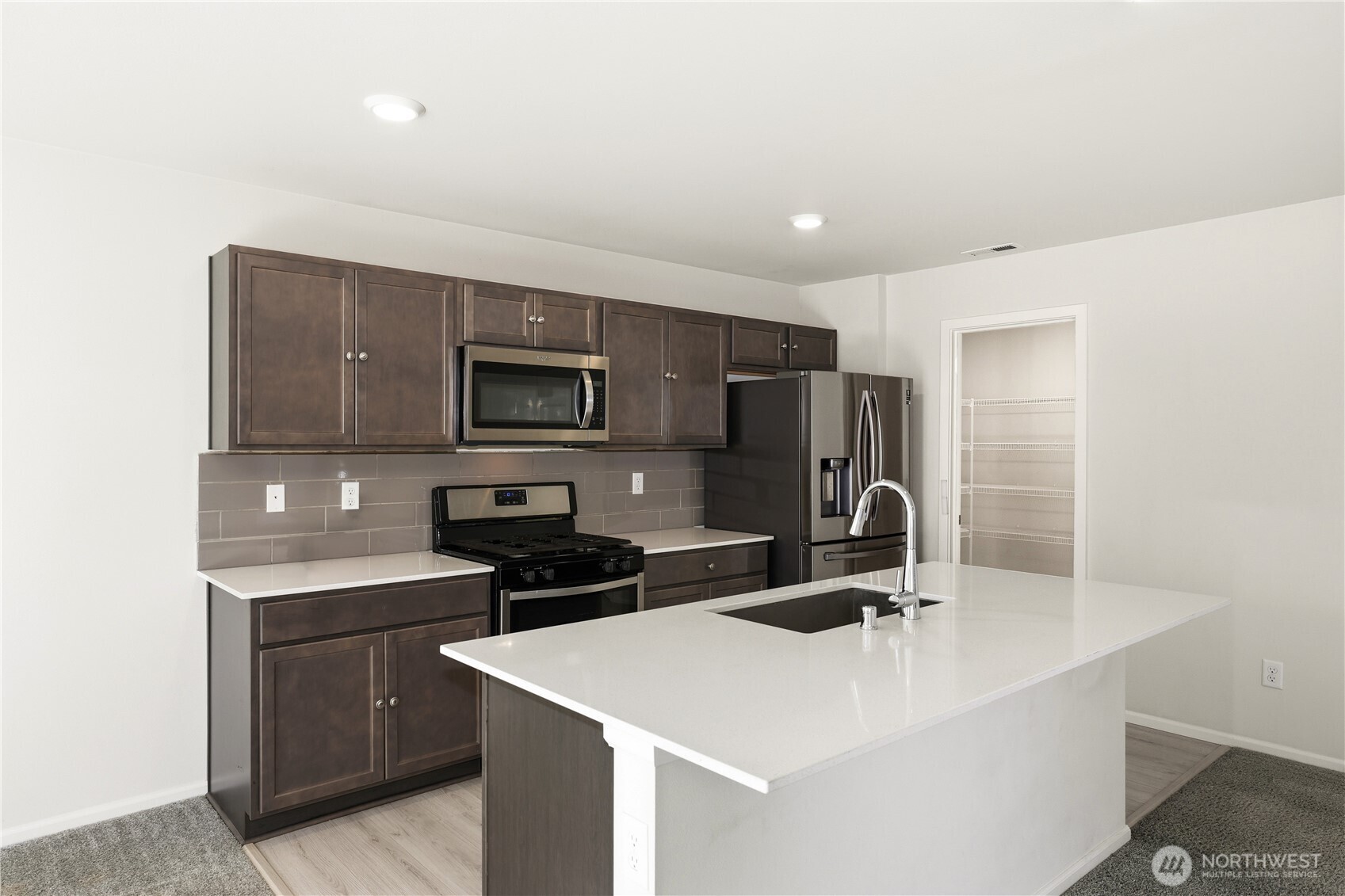 9118 Lady Slipper Street SE, Tumwater, WA 98501