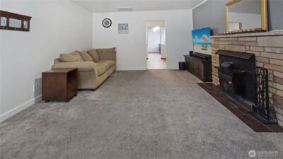 322 S Diamond Street , Centralia, WA 98531 - Photo 4