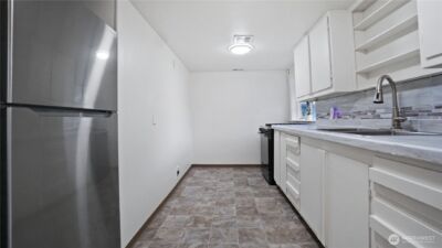 322 S Diamond Street , Centralia, WA 98531 - Photo 8