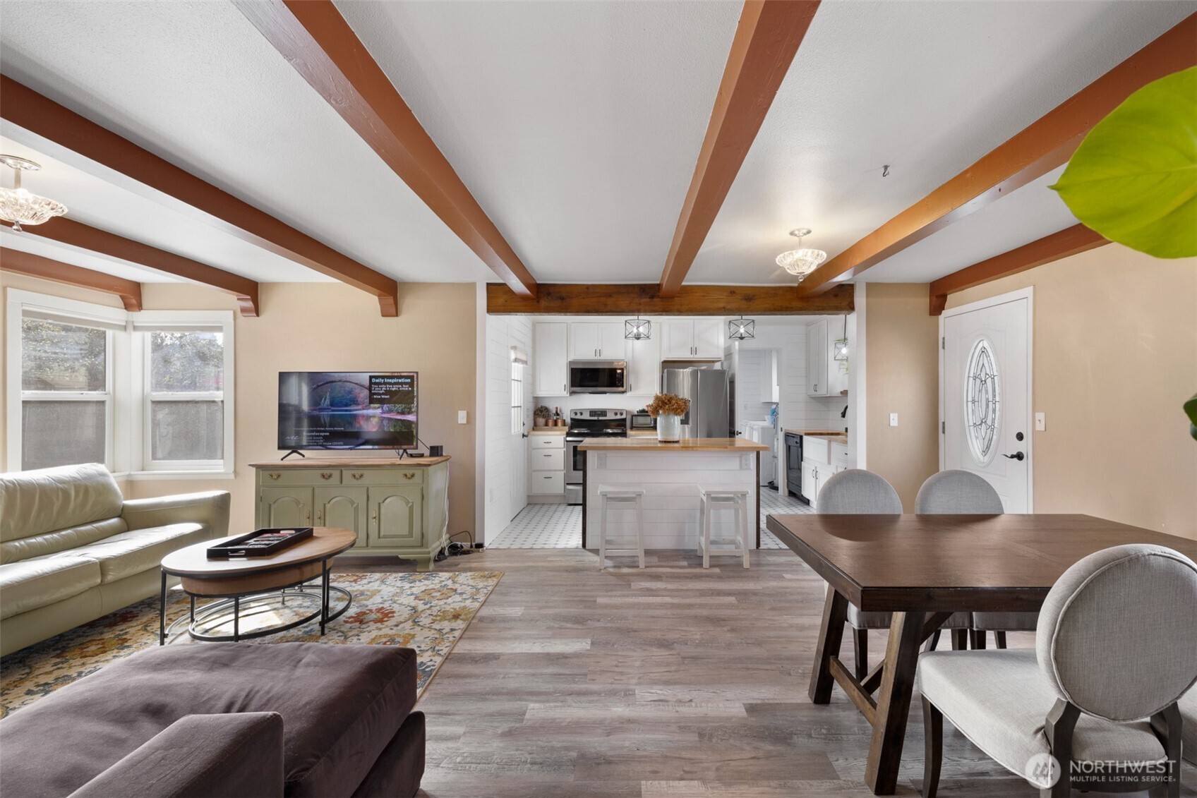 111 W Bell Street , Sequim, WA 98382
