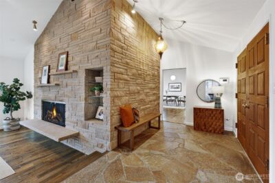 7710 57th Avenue NE, Seattle, WA 98115 - Photo 5