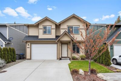 683 SE Olga Circle , Port Orchard, WA 98366