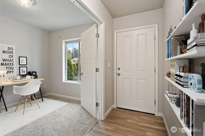 683 SE Olga Circle , Port Orchard, WA 98366