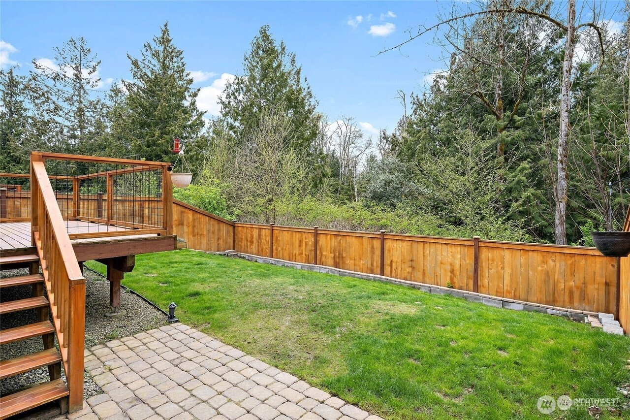 683 SE Olga Circle , Port Orchard, WA 98366