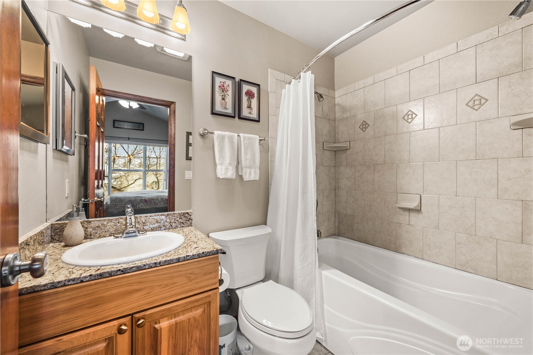 222 Parkway Drive , Manson, WA 98831