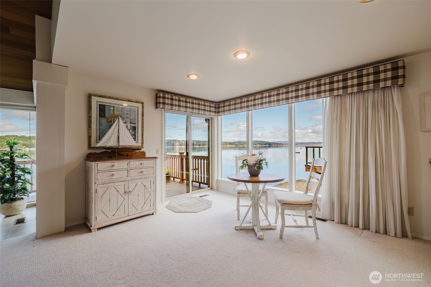 16901 E State Route 106 , Belfair, WA 98528