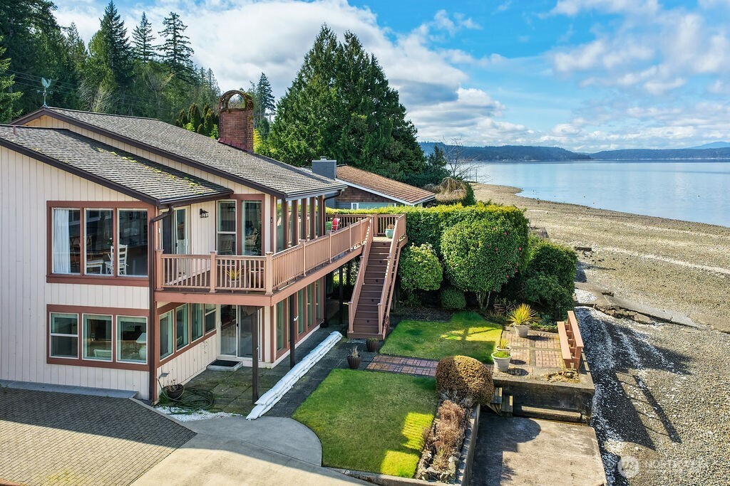 16901 E State Route 106 , Belfair, WA 98528