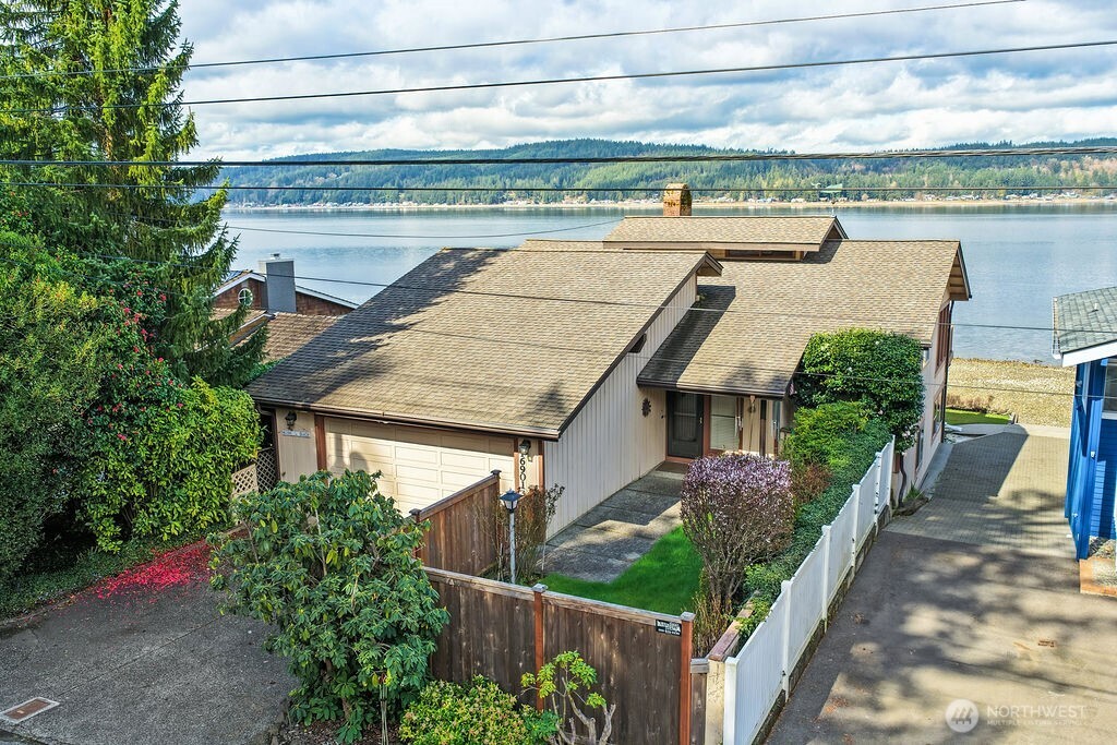 16901 E State Route 106 , Belfair, WA 98528