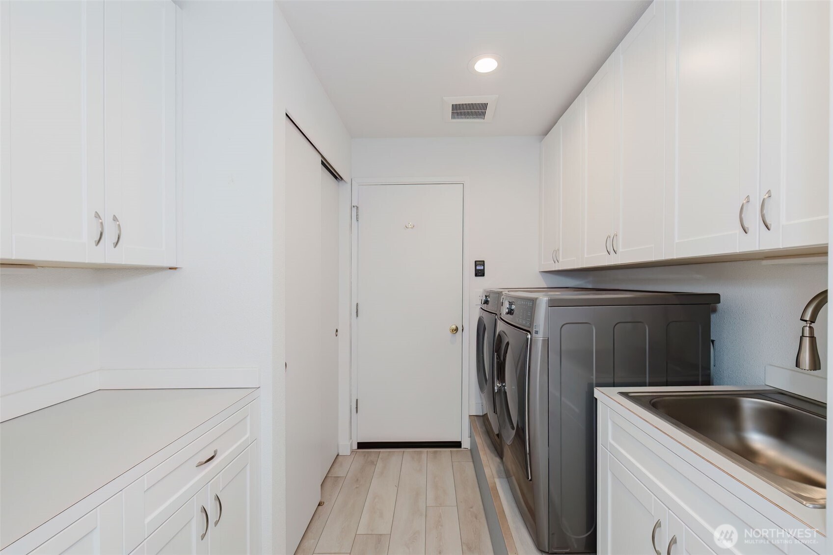 16901 E State Route 106 , Belfair, WA 98528