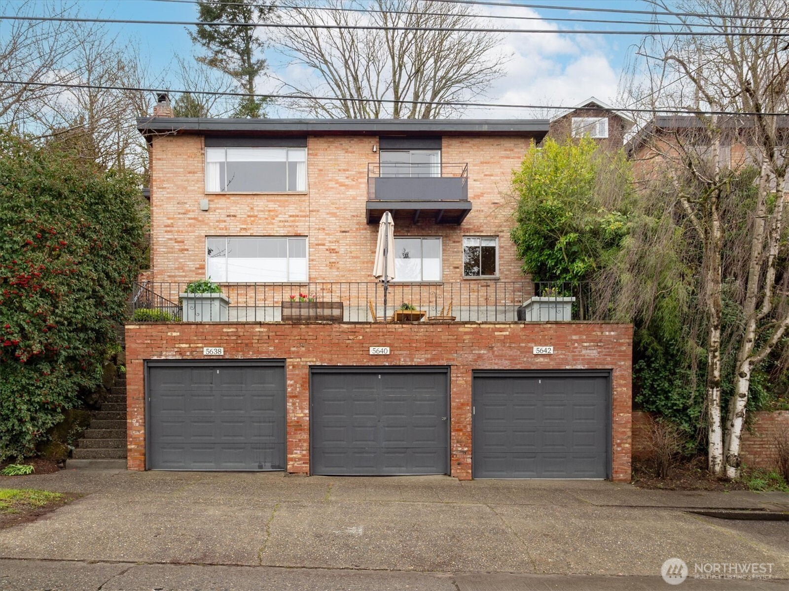 5638 3rd Avenue NW, Seattle, WA 98107